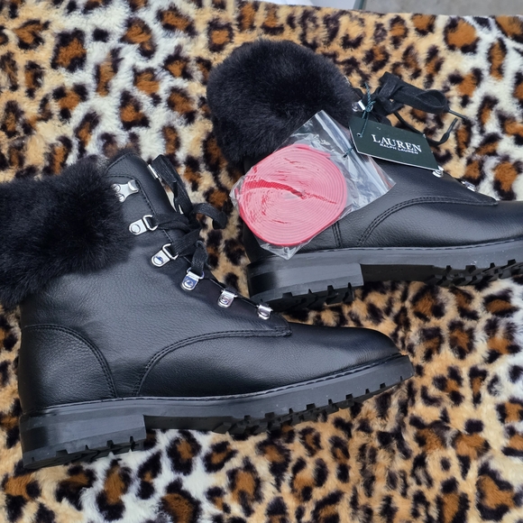 Lauren Ralph Lauren Women's Black Fur-Lined Boots Size 7.5B - Picture 11 of 14